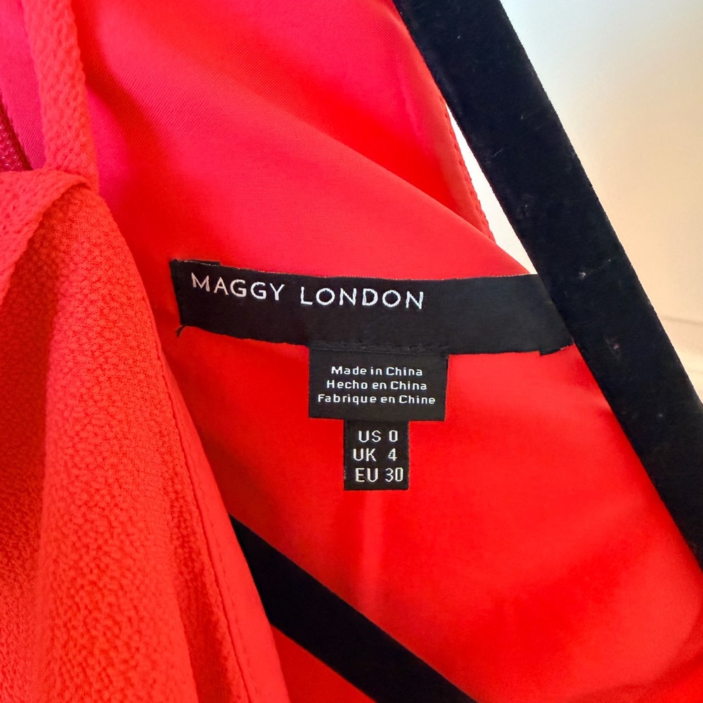 Maggy‎ London Coral Dress | Size 0 | Like New - Picture 8 of 12